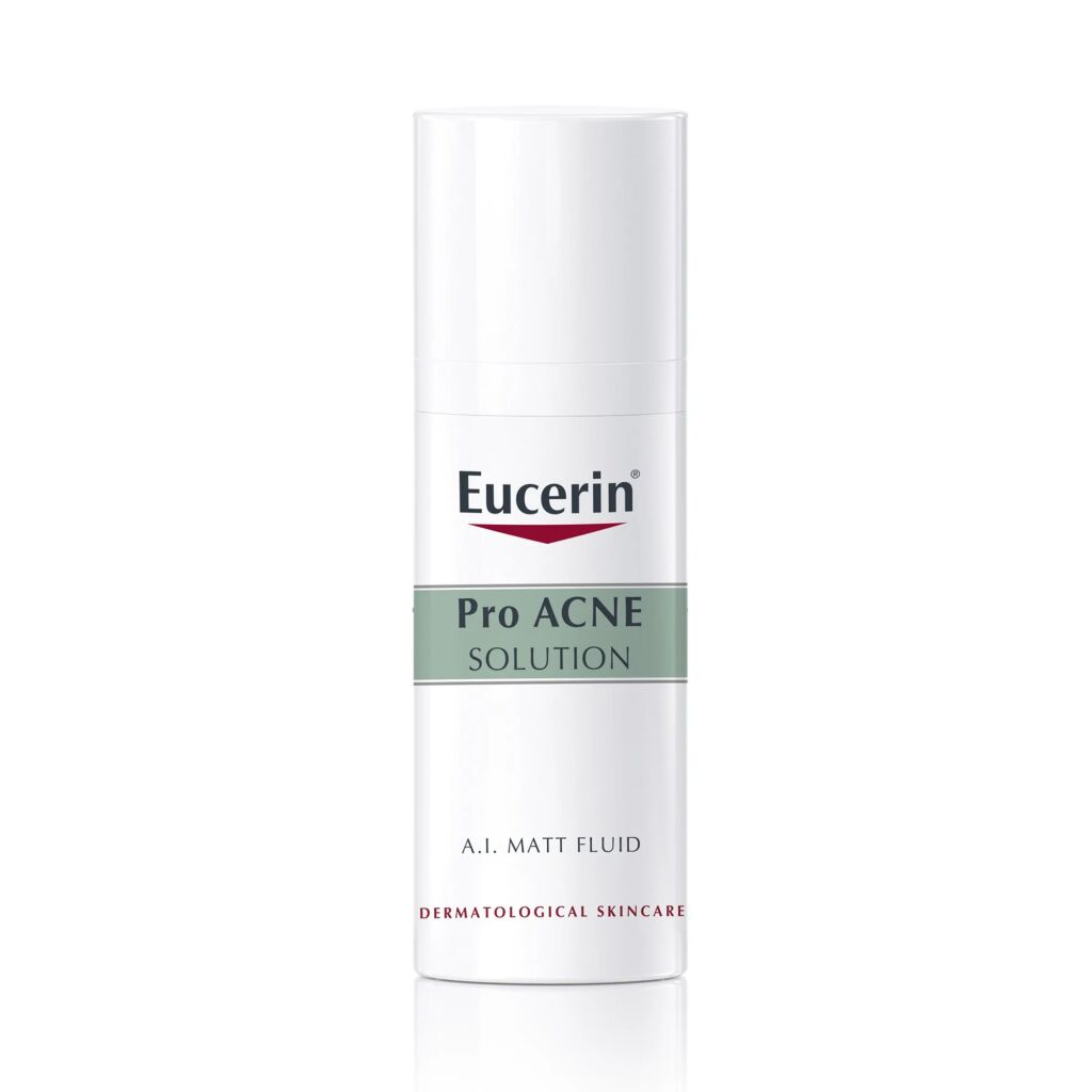 Kem dưỡng ẩm cho da dầu mụn Eucerin.