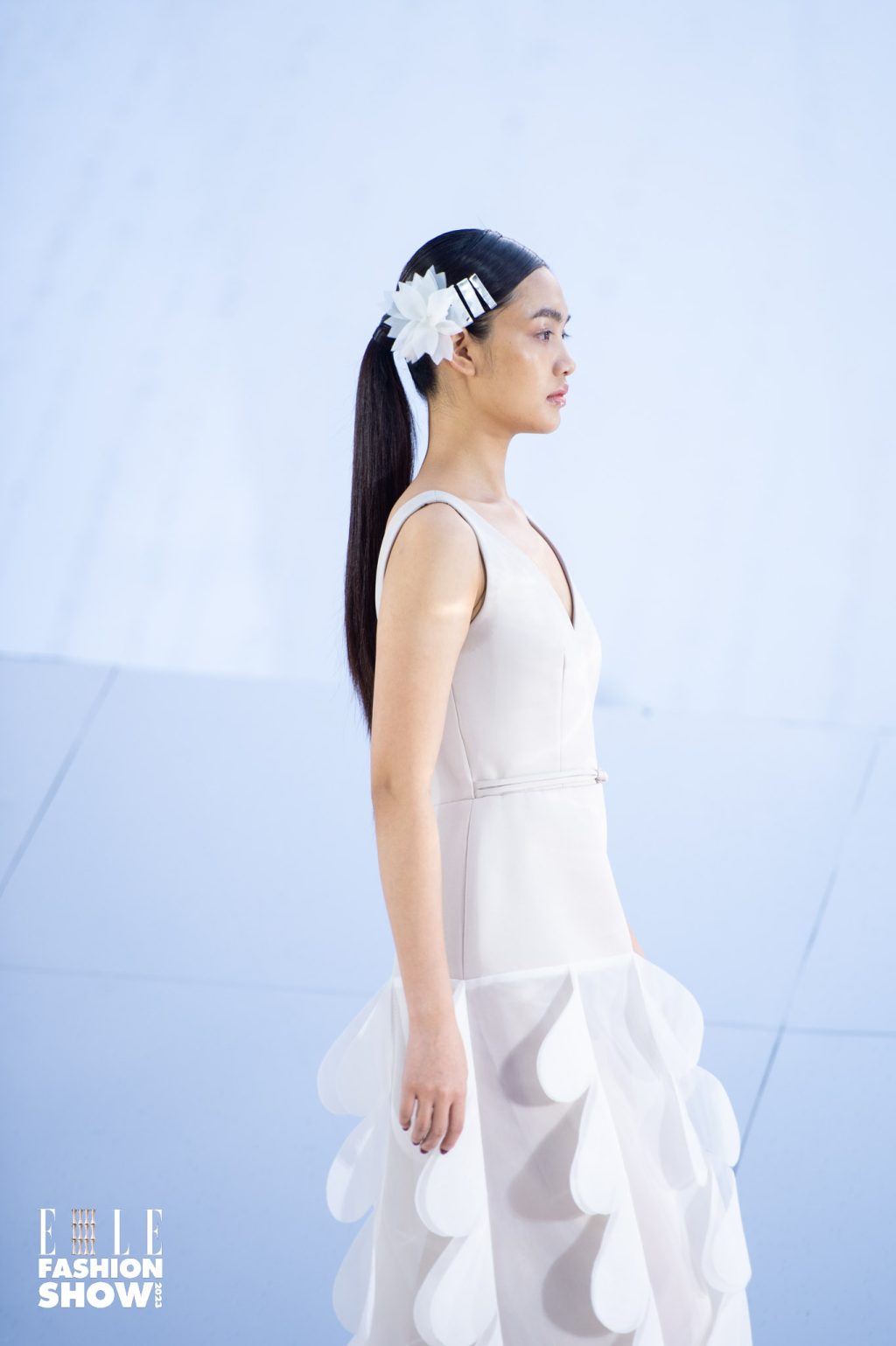 Kiểu tóc trong BST "Charm" - Peggy Hartanto.