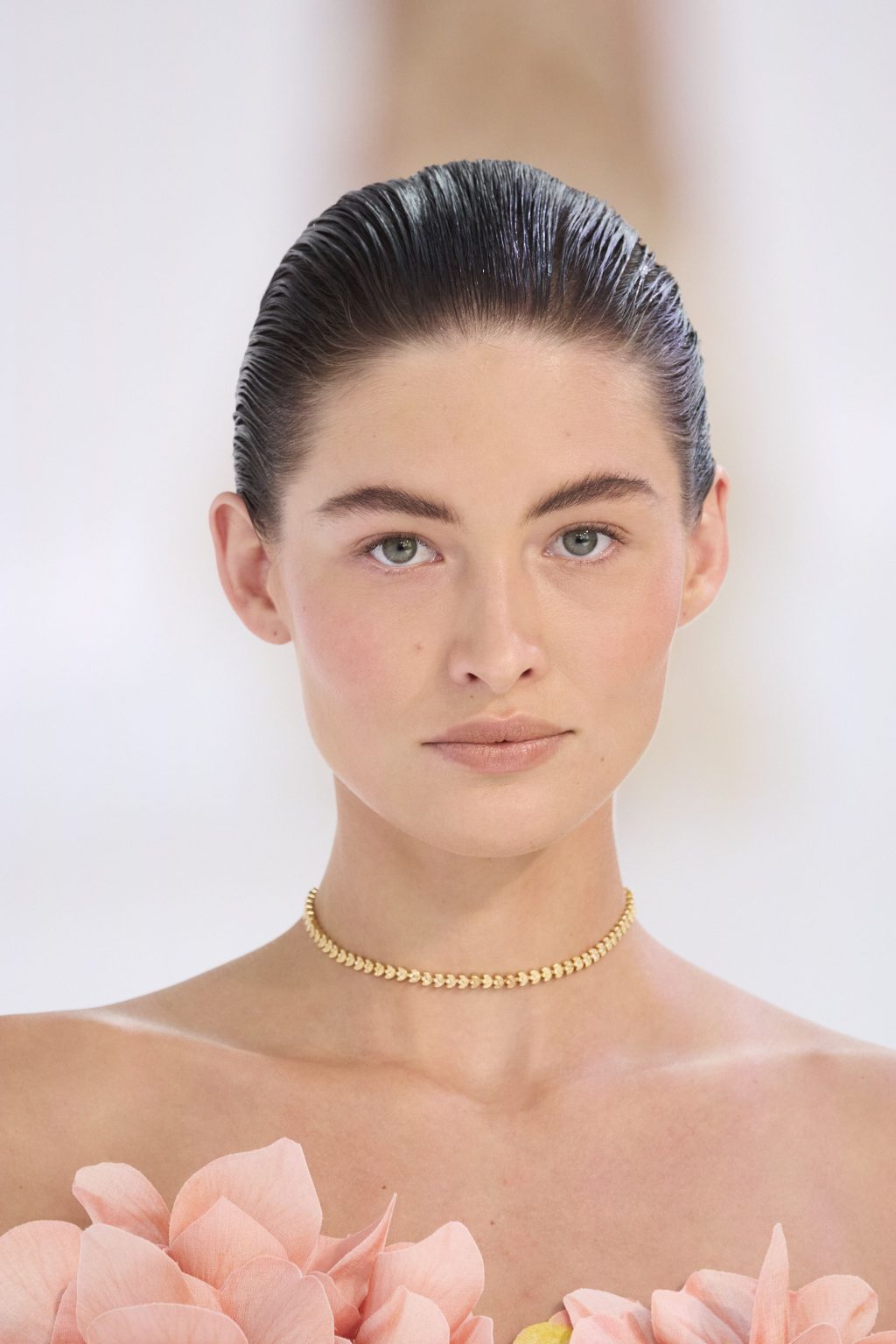 Trang điểm Zimmermann Fashion Show Spring/Summer 2024. Ảnh: Imaxtree.