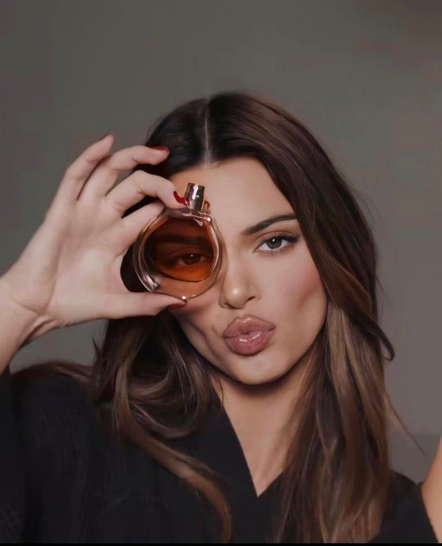 kendall jenner nước hoa phương Đông