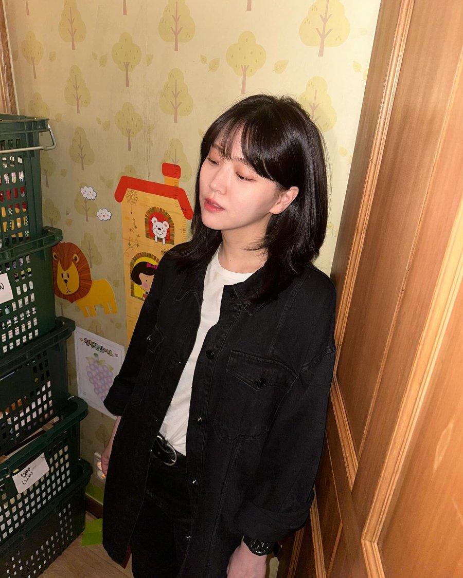 Vài năm trở lại đây, tóc ngắn layer là style tóc được ưa chuộng top đầu, kiểu tóc này ghi điểm ở nét ngọt ngào và nữ tính.