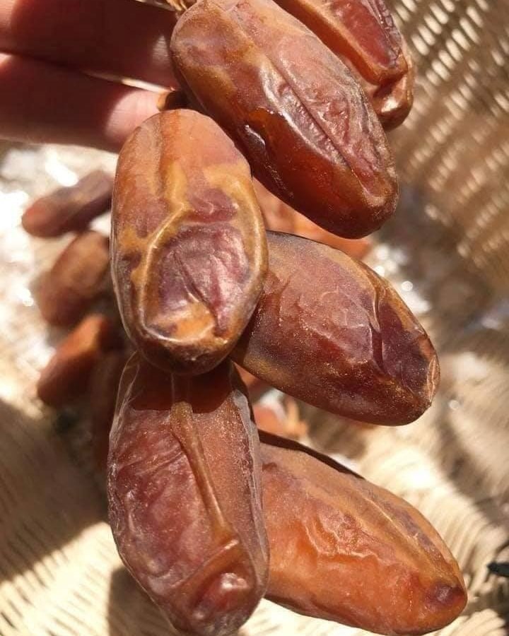 trái chà là khô