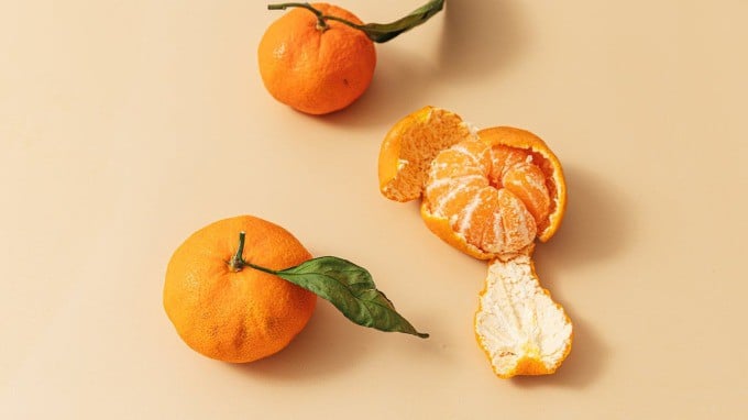 Vitamin C trong các loại quả này giúp thúc đẩy sản sinh collagen, chống lão hóa cho da từ bên trong.