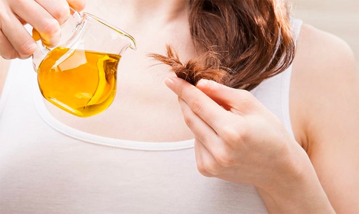Có thể sử dụng dầu oliu nguyên chất để dưỡng tóc hoặc kết hợp cùng với các nguyên liệu khác tạo thành một hỗn hợp.