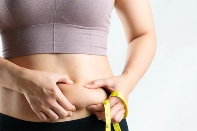 Hãy điều chỉnh lại thực đơn để cân bằng các nhóm dưỡng chất cần thiết cho việc phát triển cơ bắp thay vì quá chú trọng đến việc đong đếm calories.
