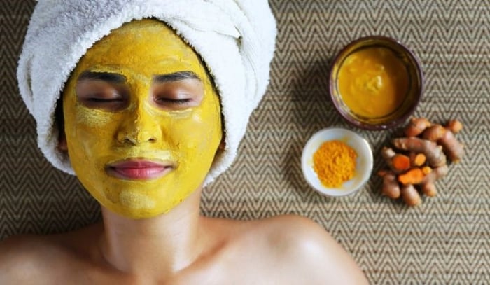 Mặt nạ nghệ giúp nuôi dưỡng làn da trắng sáng