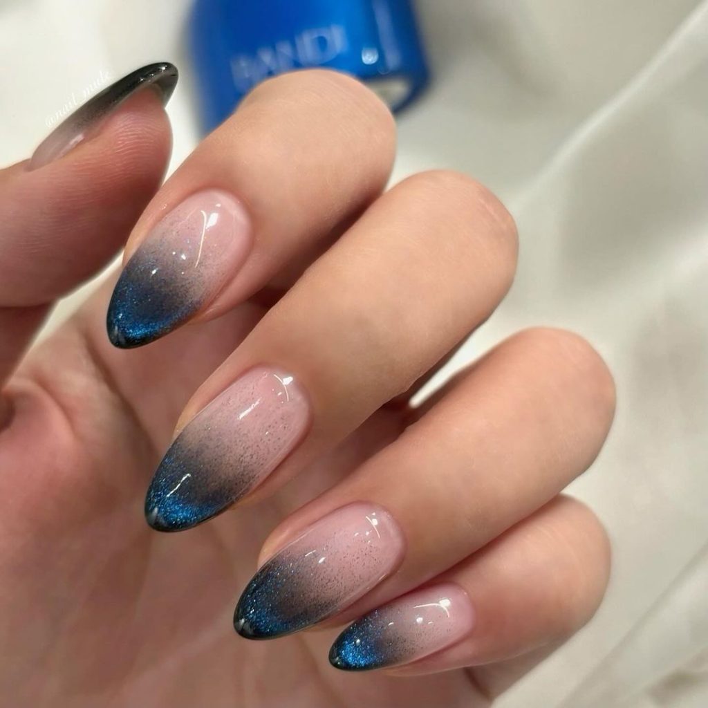 Mắt mèo - nail có hiệu ứng ombre lấp lánh