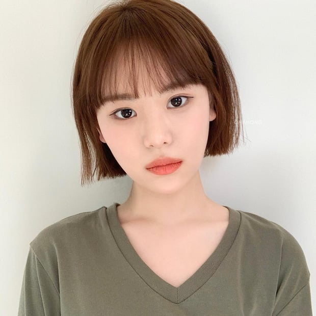 Tóc ngắn đuôi bằng