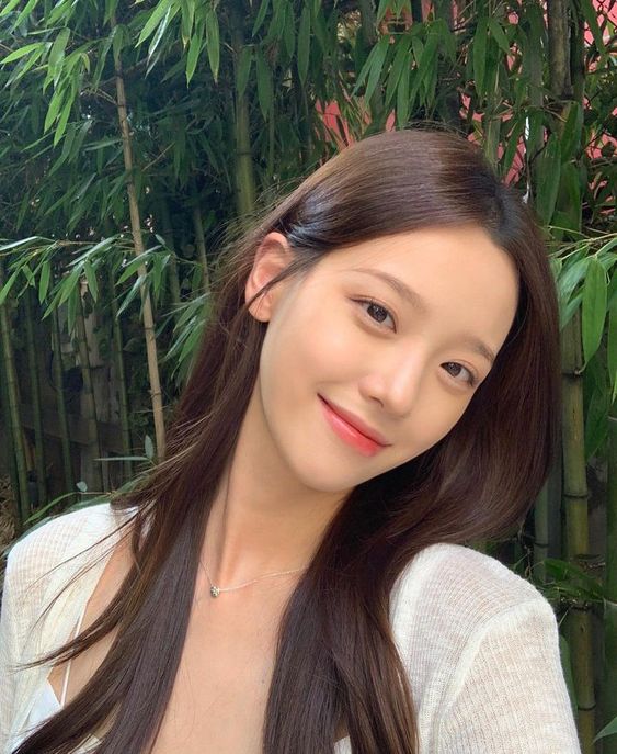 Nếu nàng sử dụng serum sai cách thì chẳng những không đạt hiệu quả mong muốn mà còn làm hại ngược lại đến làn da.