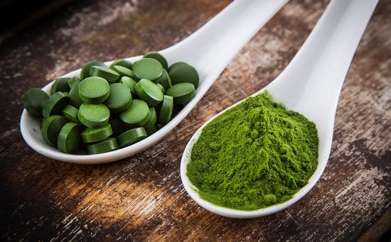 Tảo biển chứa 75% chất hữu cơ (protein, vitamin, lipid) và 25% khoáng chất, đặc biệt rất giàu vitamin B3.