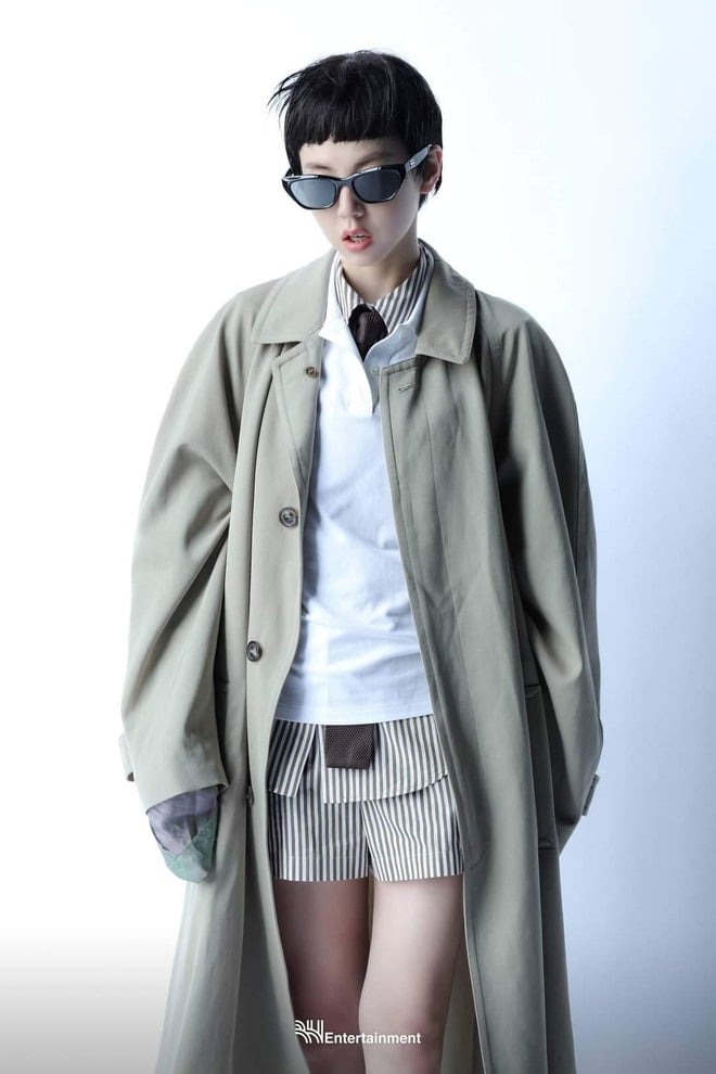 Ahn So Hee xuất hiện với tóc ngắn lạ lẫm giúp nhan sắc vùn vụt lên hương.