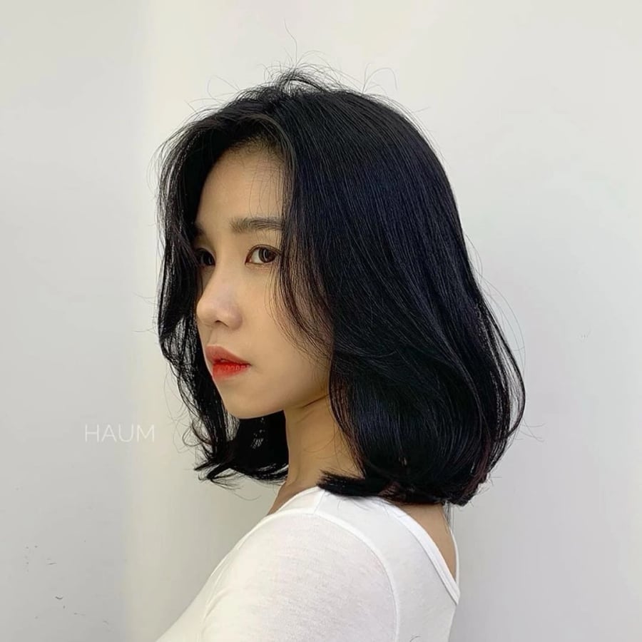 Tóc ngang xương đòn uốn cụp