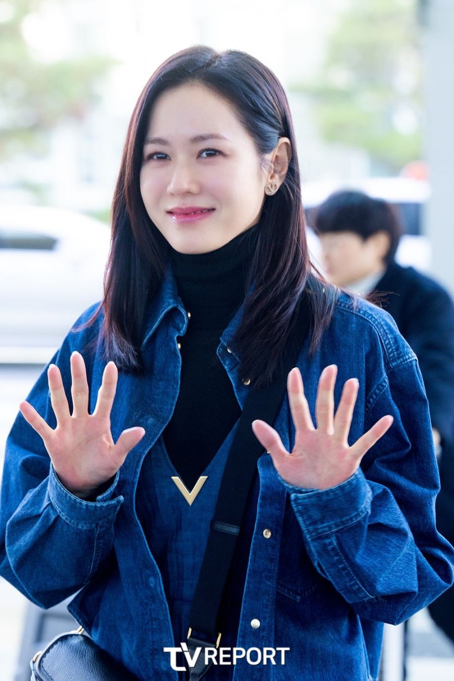 Cô chú ý các vùng tiếp xúc nhiều với ánh sáng như vùng chữ T, gò má, cằm, xương hàm…