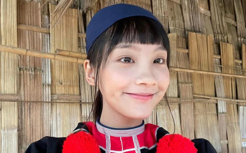 Cô đảm nhận vai chính trong