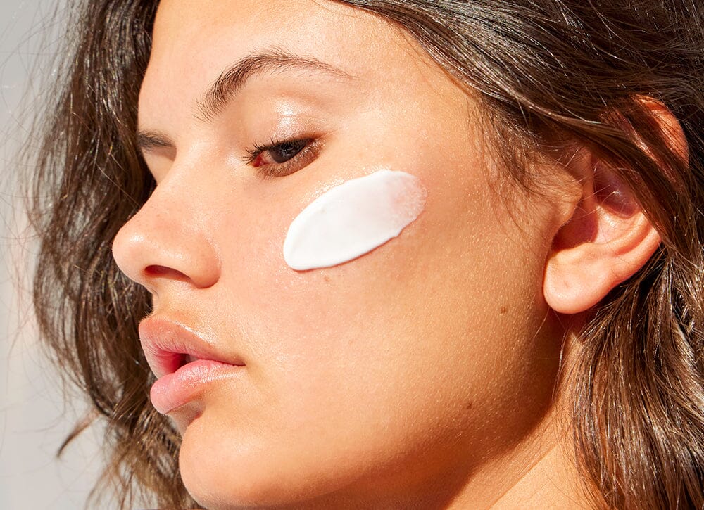 dùng hoạt chất trong sản phẩm chăm sóc da