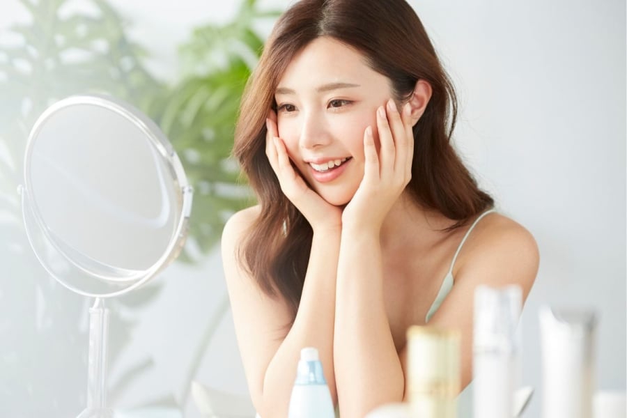 Mặt nạ bột gạo có tác dụng giống như mặt nạ nghệ.