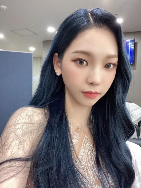 Nữ thần tượng nổi bật với vẻ đẹp dịu dàng và hết sức thanh thuần.