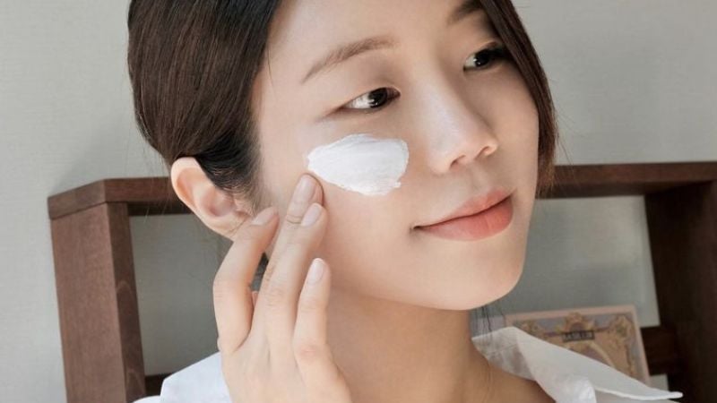 Tia UV từ ánh nắng mặt trời là nguyên nhân chính phá hủy collage