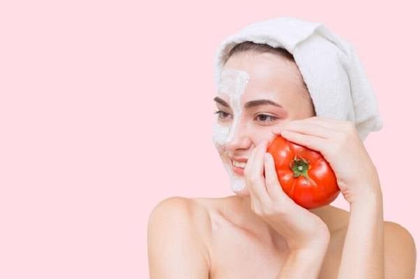 Cà chua không chỉ là thực phẩm bổ dưỡng mà còn có tác dụng tuyệt vời trong việc bảo vệ da khỏi tia UV