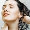 Học lỏm cách ngâm tóc với nước đá giảm khô xơ gãy rụng, giúp tóc mềm mượt hơn