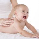 Review các loại kem dưỡng ẩm cho trẻ sơ sinh