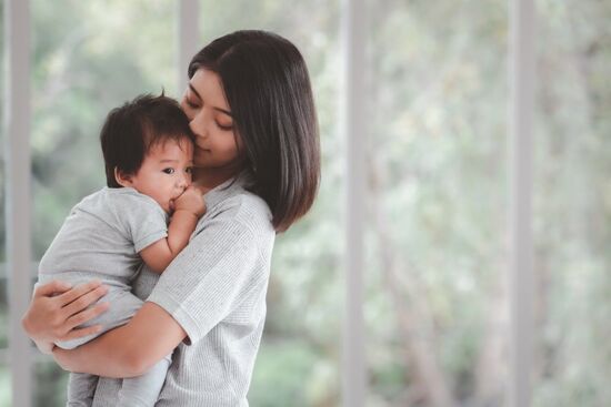 Wonder week 26: Mẹ làm gì để con vượt khủng hoảng