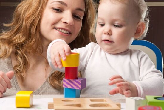 Wonder week 46: Mẹ nên làm gì để bé nhanh vượt khủng hoảng