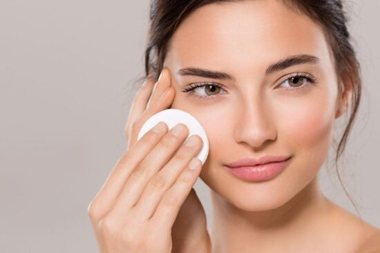 5 sai lầm khi dùng dầu tẩy trang khiến da ngày càng xấu đi