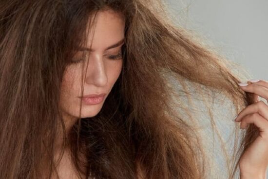 Bỏ túi những tips cơ bản giúp phục hồi mái tóc hư tổn, chẻ ngọn và khô xơ
