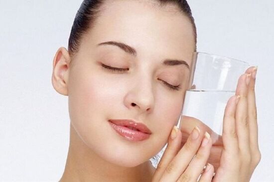 Bỏ túi loạt bí quyết đơn giản ngăn ngừa da chảy xệ, giúp da căng mịn trở lại