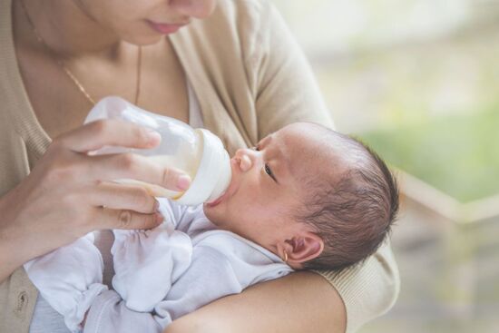 Kỷ luật ăn uống đối với trẻ sơ sinh