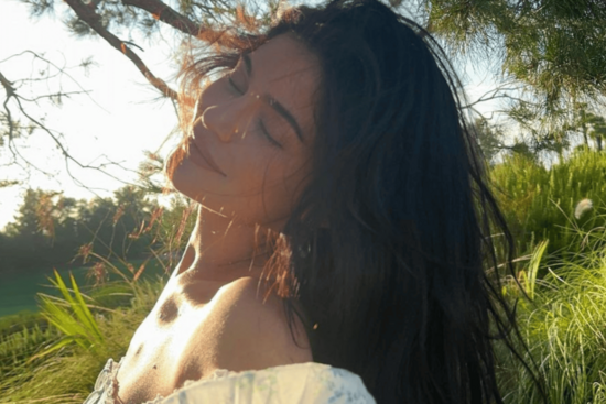 Kylie Jenner và nét đẹp đầy nữ tính thời gian gần đây