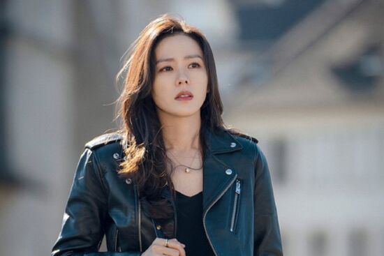 Son Ye Jin giữ gìn vóc dáng bằng loạt thói quen đơn giản này, bảo sao 40 vẫn như 20