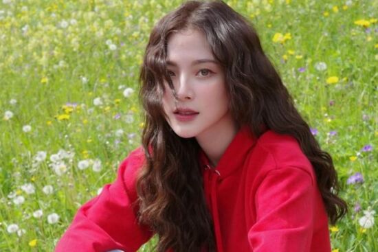 Thiếu vitamin D có phải là “mối nguy hại” tới nhan sắc phái đẹp?