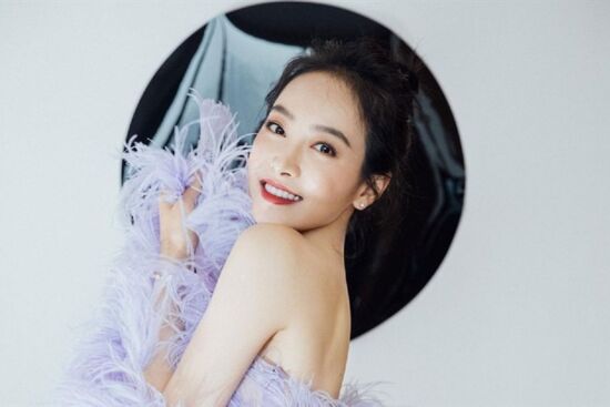 Mỹ nhân f(x) ở tuổi 37 vẫn giữ được làn da có làn da căng bóng, hack tuổi trẻ trung