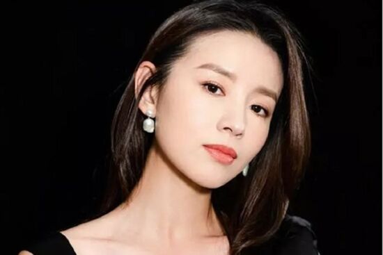 Chúc Anh Đài Đổng Khiết bật mí tuyệt chiêu hack tuổi trẻ trung bằng loại lá quen thuộc