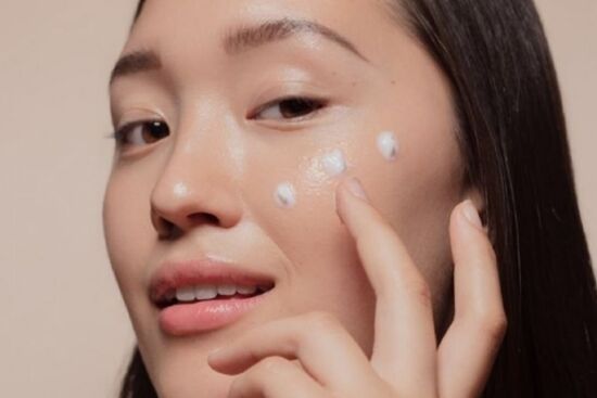 Để da đẹp hơn khi sử dụng serum retinol, bạn cần ghi nhớ 5 lưu ý sau đây.