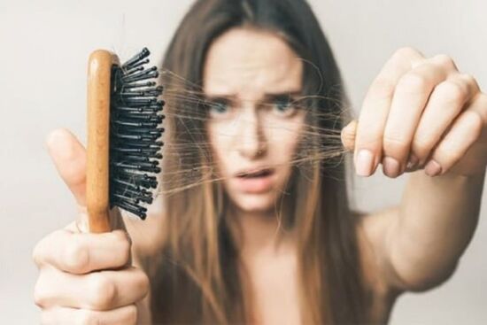 Điểm danh những thành phần trong dầu gội âm thầm gây rụng tóc