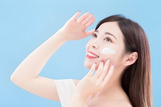 5 nguyên tắc cơ bản giúp kem chống nắng lâu trôi dù trời nắng nóng đổ lửa