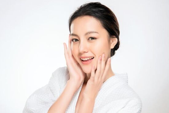 Điểm danh 8 thói quen buổi sáng cần thực hiện dù làn da xấu bao nhiêu cũng sớm biến thành đẹp