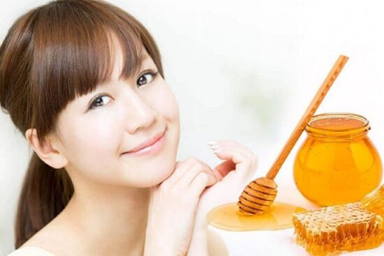 4 loại mặt nạ mật ong àm dịu mụn trứng cá và mờ vết thâm giúp da sáng khỏe hơn