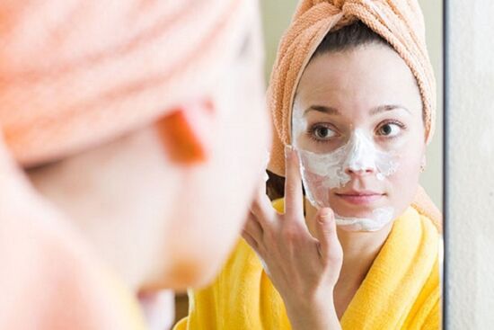 Mẹo chăm sóc da trắng mịn, hồng hào sạch mọi khuyết điểm từ sữa chua