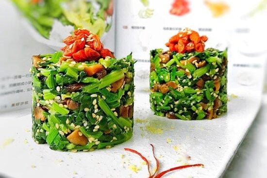 Rau cải bó xôi cá ngừ