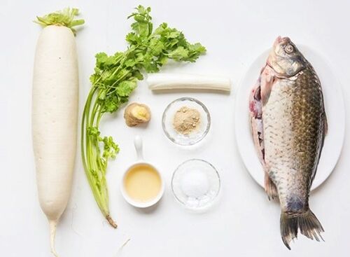 Súp củ cải và cá thịt trắng
