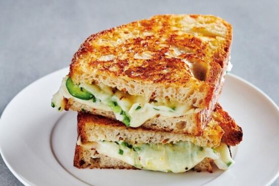 Bánh mì khoai tây phomai