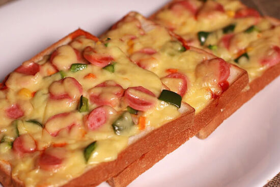 Bánh mì nướng pizza