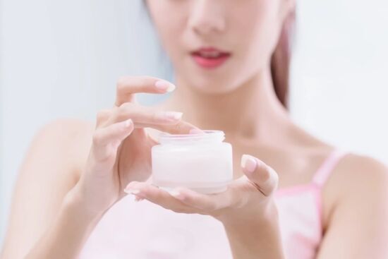 6 món mỹ phẩm cần có trong mùa hè và khi đi du lịch hè