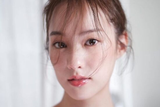 Sở hữu nhan sắc trong trẻo như Pimtha – nàng thơ mới của Sơn Tùng M-TP
