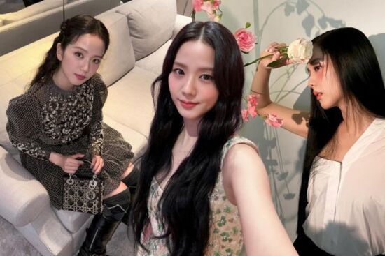 Nàng thơ Jisoo (BLACKPINK) chia sẻ 5 mẹo dưỡng da khỏe đẹp