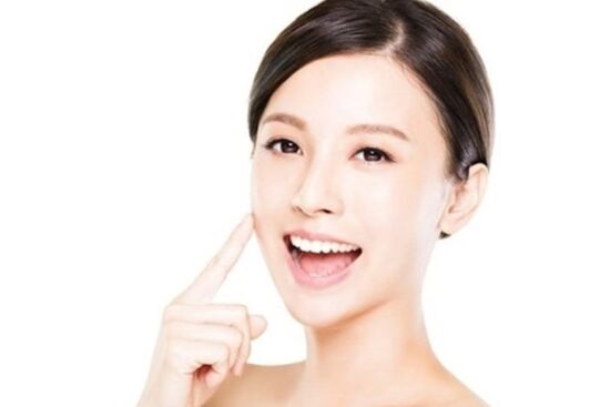 4 dưỡng chất cơ bản chống già, có khả năng làm mờ nám sạm, tàn nhang